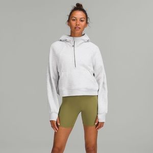 Lululemon Cropped Scuba Heathered core ultra light grey